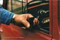 image004